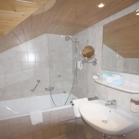 מלון Biohotel Garmischer Hof 4*