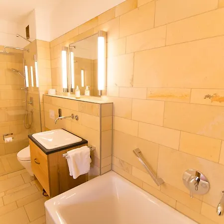 Biohotel Garmischer Hof 4*