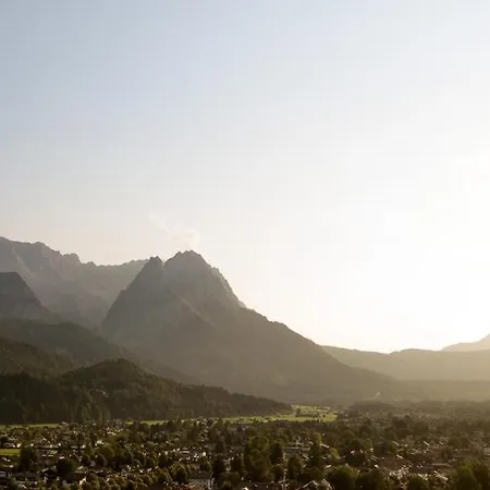 Biohotel Garmischer Hof 4*