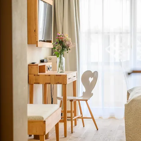 Hotell Biohotel Garmischer Hof 4*